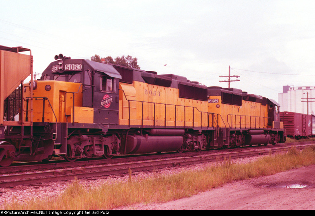 C&NW GP50s #5057 + #5063